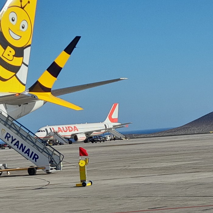 Flygplan på Teneriffas flygplats